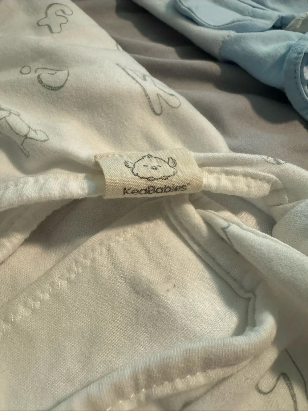 KeaBabies Soft Swaddle One-Piece with Velcro Closure💙💙